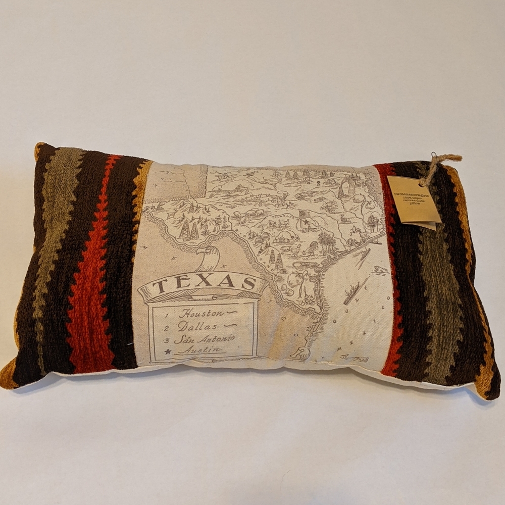 Texas throw pillow of Texas map NWT